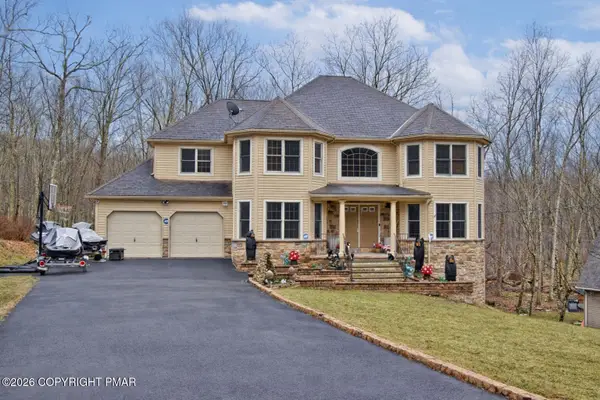 131 Canterbury Road, Bushkill, PA 18324