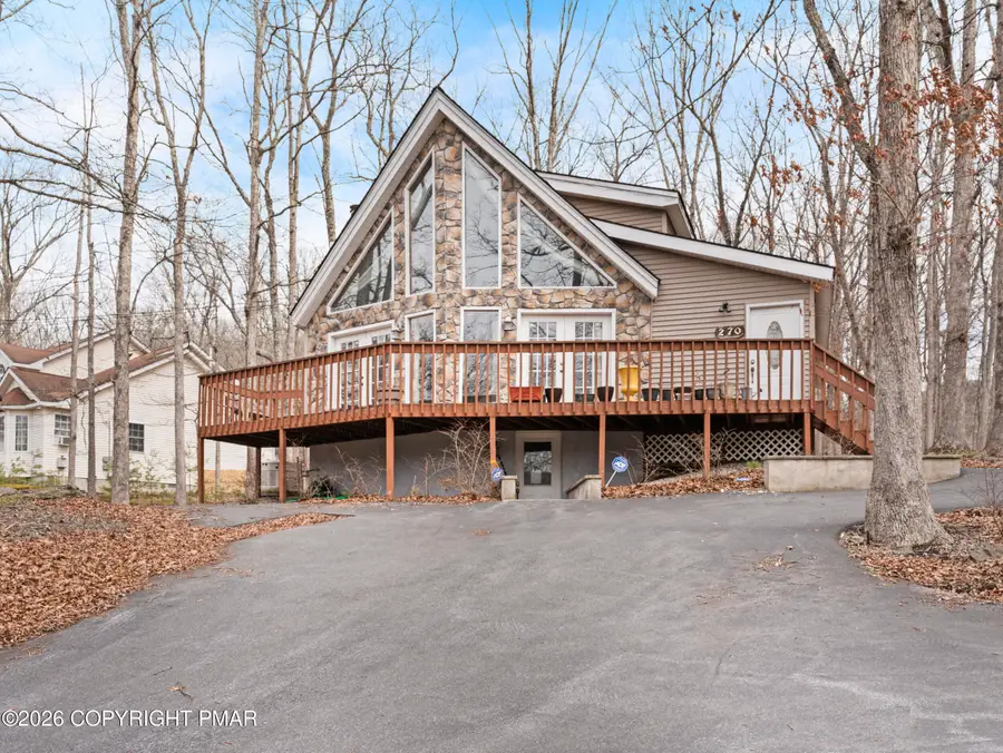 270 Manchester Drive, Bushkill, PA 18324 - #2