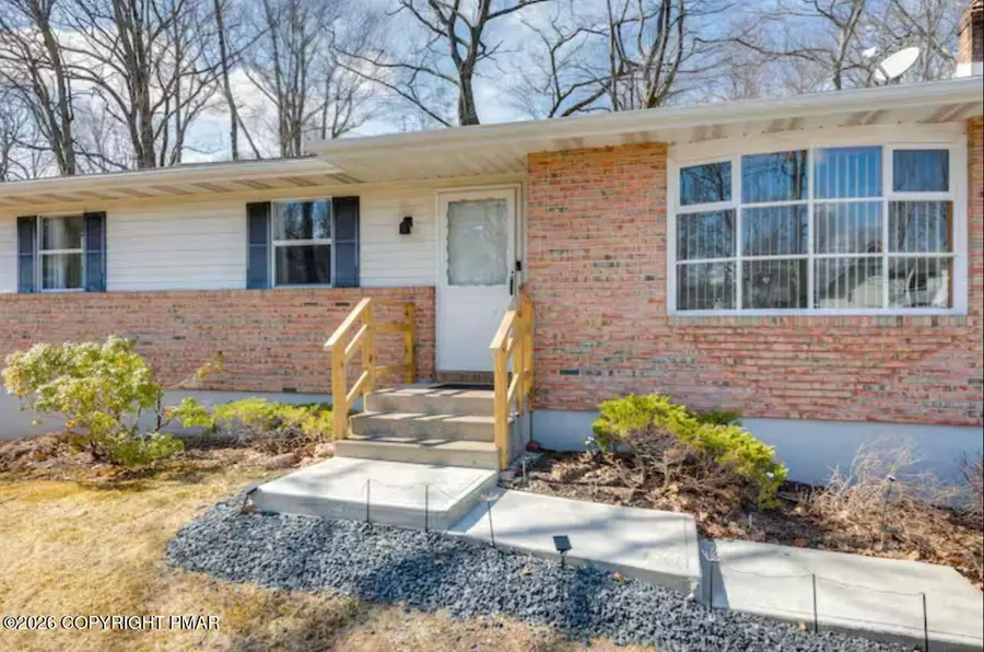 5200 Holiday Drive, Pocono Summit, PA 18346 - #2