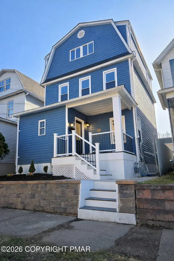 48 W Division Street, Hanover Township, PA 18706