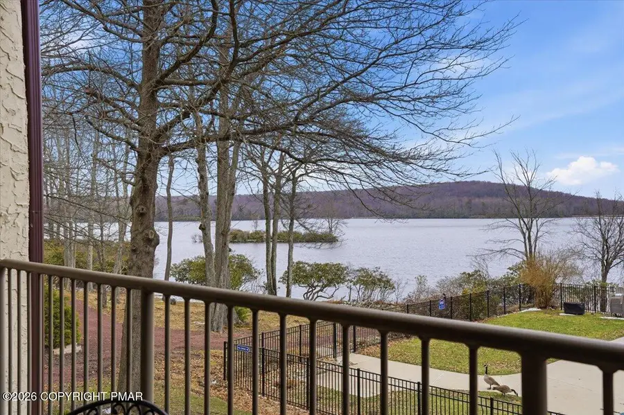 29 Midlake Drive, Lake Harmony, PA 18624 - #2