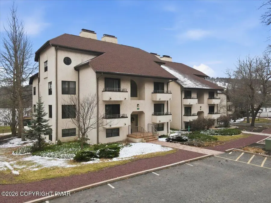 29 Midlake Drive, Lake Harmony, PA 18624 - #3