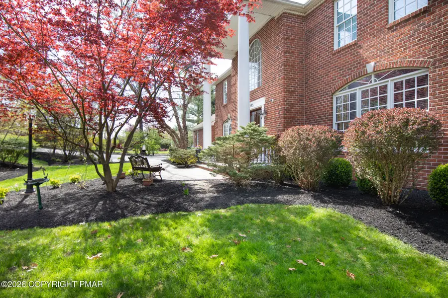 195 Great Bear Way Road, East Stroudsburg, PA 18302 - #2