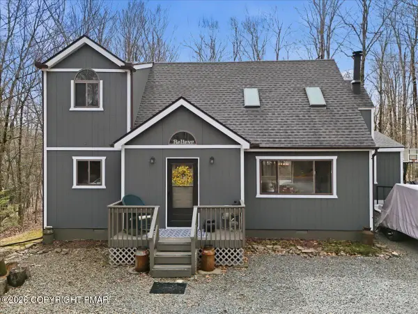 174 Marthas Lane, Pocono Lake, PA 18347
