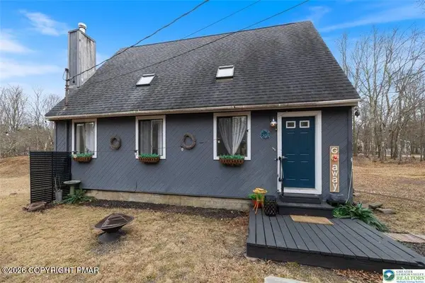 397 Towamensing Trail, Albrightsville, PA 18210