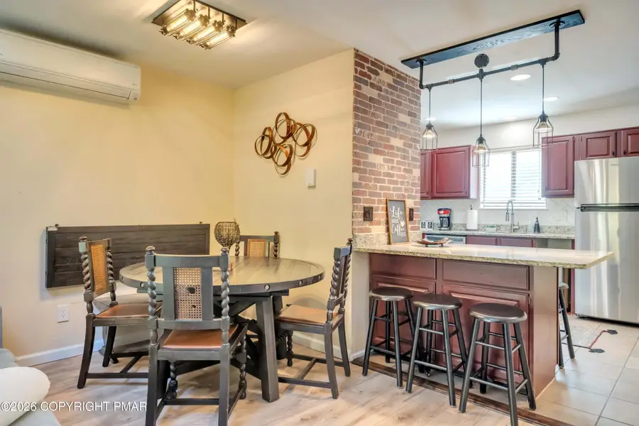 25 Middle Village Way, Tannersville, PA 18372 - #3