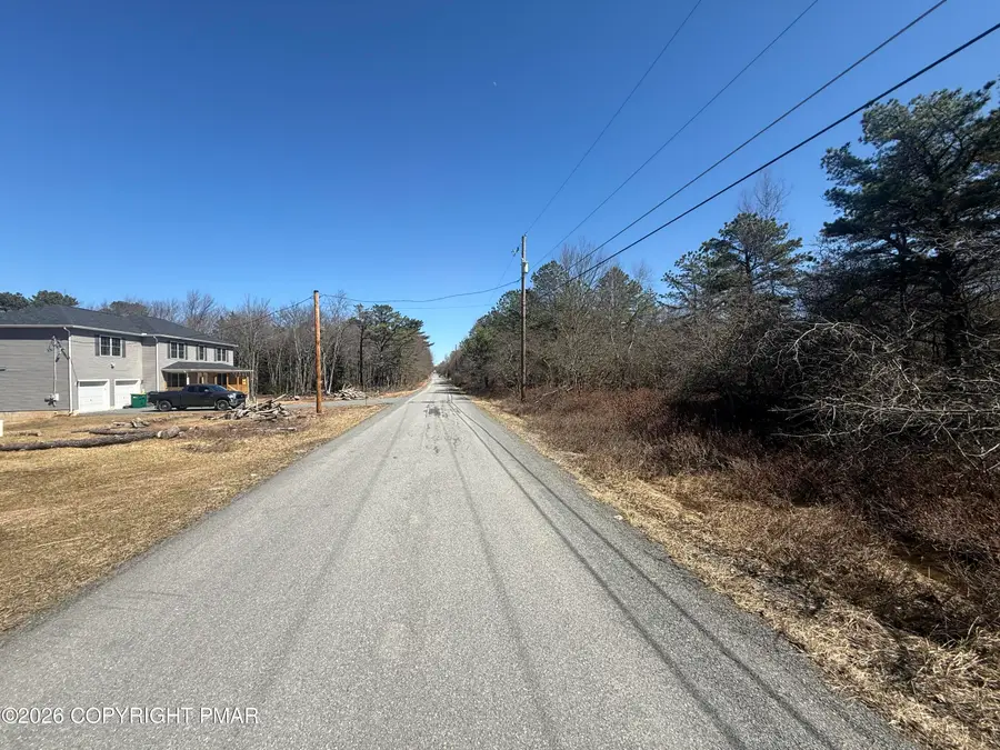 617 Center Drive, Blakeslee, PA 18610 - #3