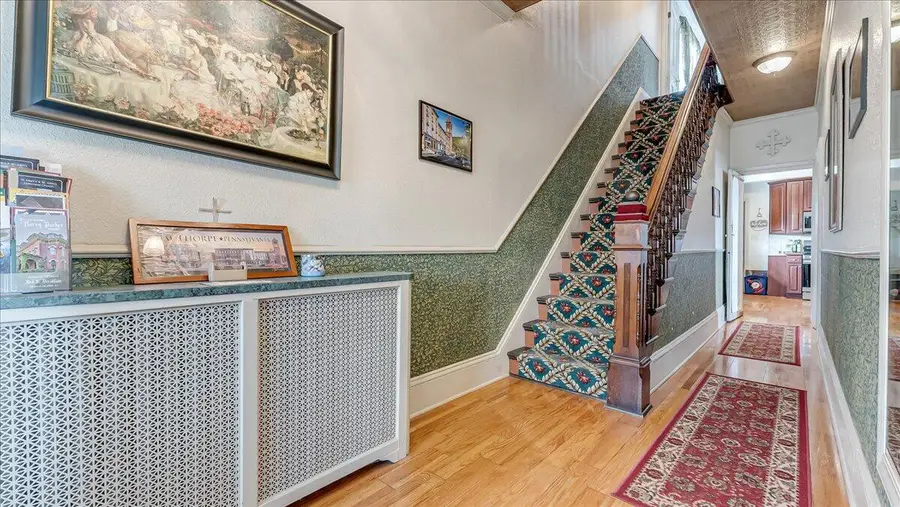 12 Chestnut Avenue, Jim Thorpe, PA 18229 - #3