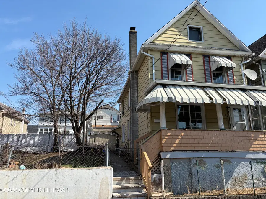 17 Oneil Avenue, Wilkes Barre, PA 18702 - #2