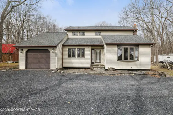 3638 Bristol Circle W, East Stroudsburg, PA 18302