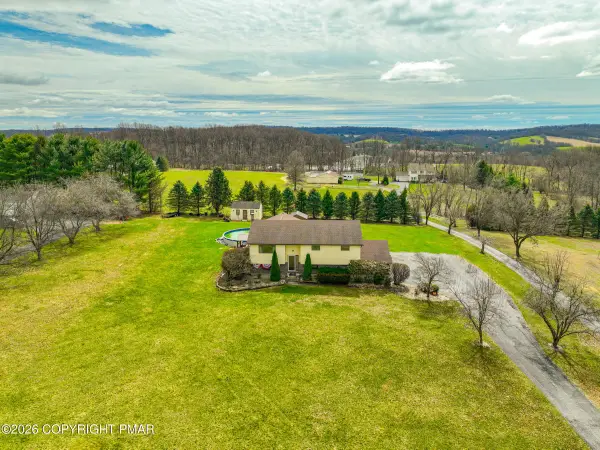 7580 Kings Highway, New Tripoli, PA 18066