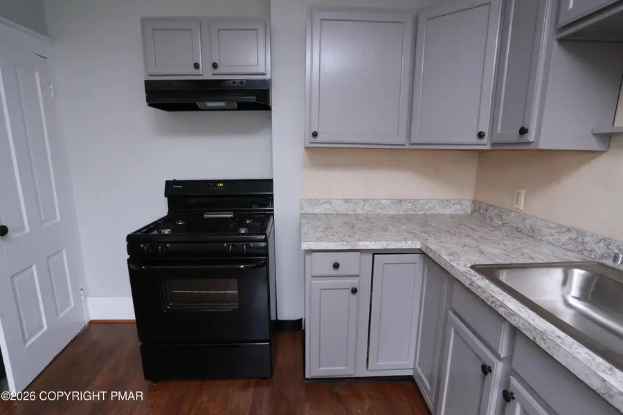 402 N 8th Street, Stroudsburg, PA 18360 - #3