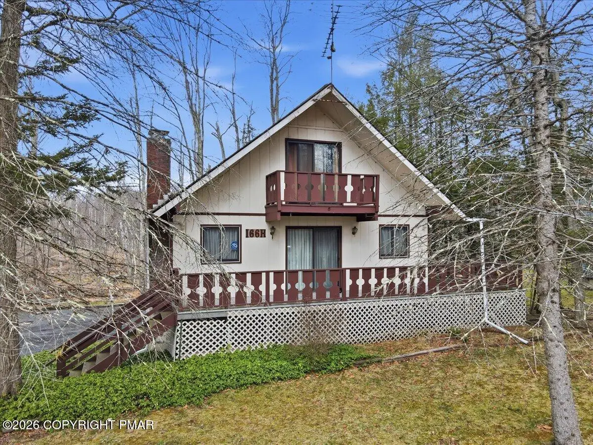 8252 Natures Drive, Tobyhanna, PA 18466 - #1