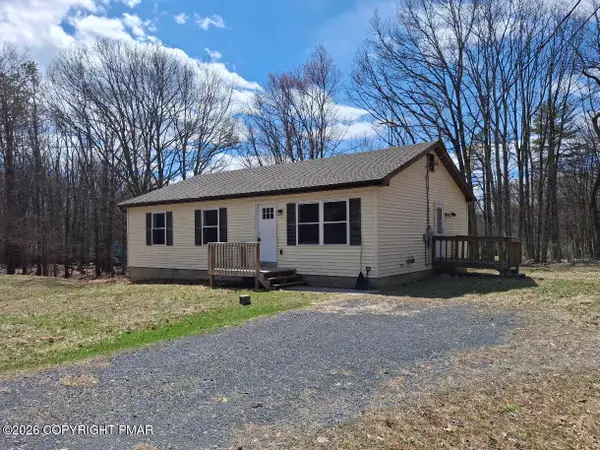 1714 Upper Valley Road, Effort, PA 18330