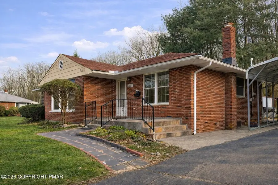 2 W 17th Street, Hazleton, PA 18201 - #3