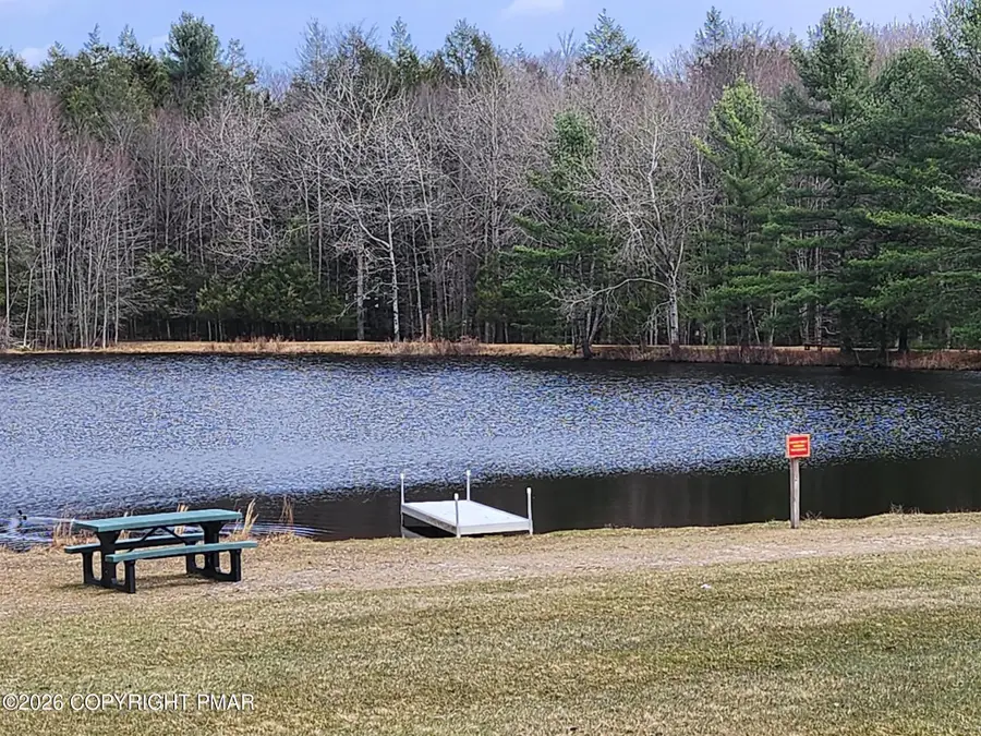 15 W Sir Bradford Rd 15 Road, Pocono Lake, PA 18347 - #2