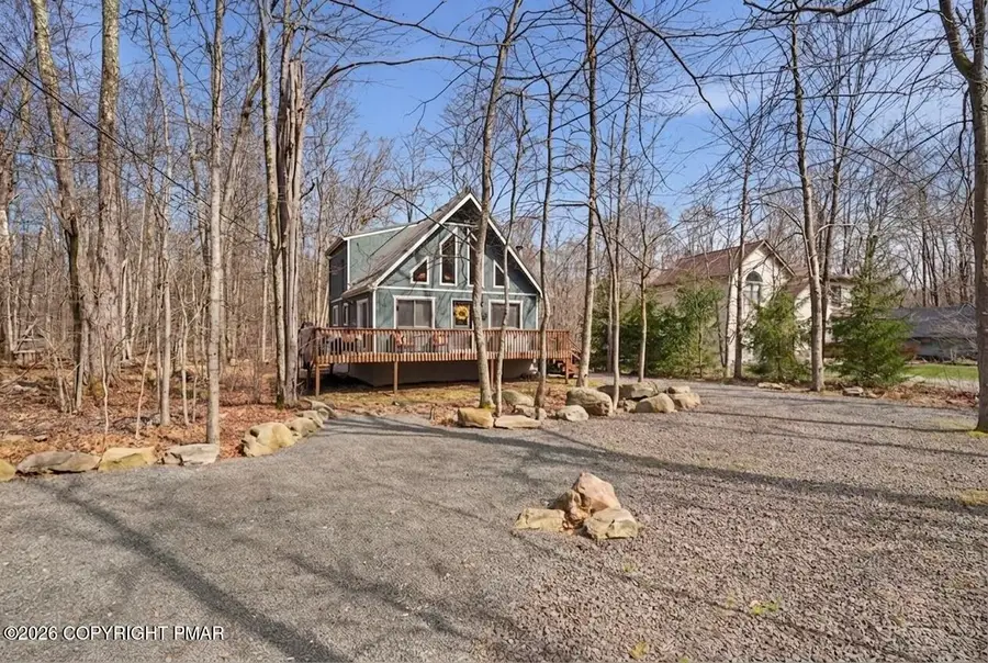 16 Lyman Lane, Clifton, PA 18424 - #3