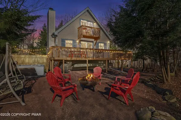 1138 Horizon Drive, Long Pond, PA 18334