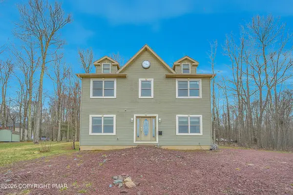 958 Arrowhead Drive, Pocono Lake, PA 18347