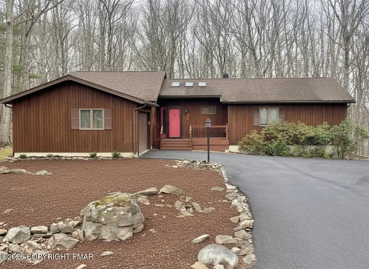 145 Runnymede Drive, East Stroudsburg, PA 18301 - #1