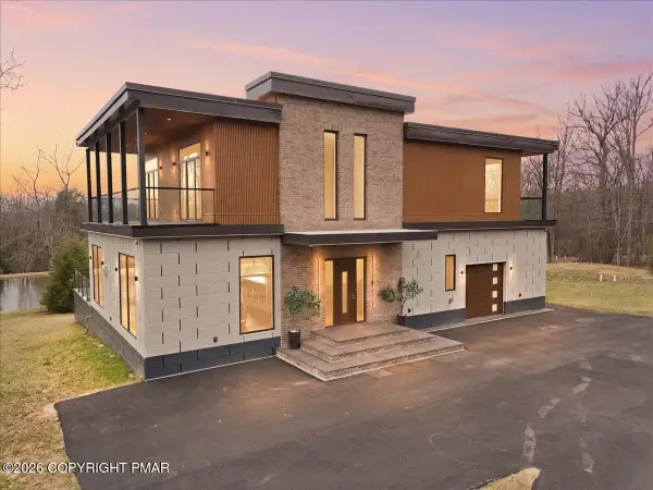 130 Laurelbrook Drive, Bear Creek Township, PA 18702