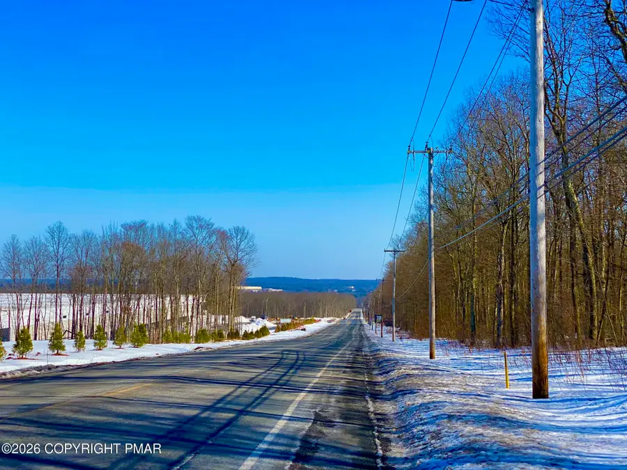 1414 State Route 940, Blakeslee, PA 18610 - #2