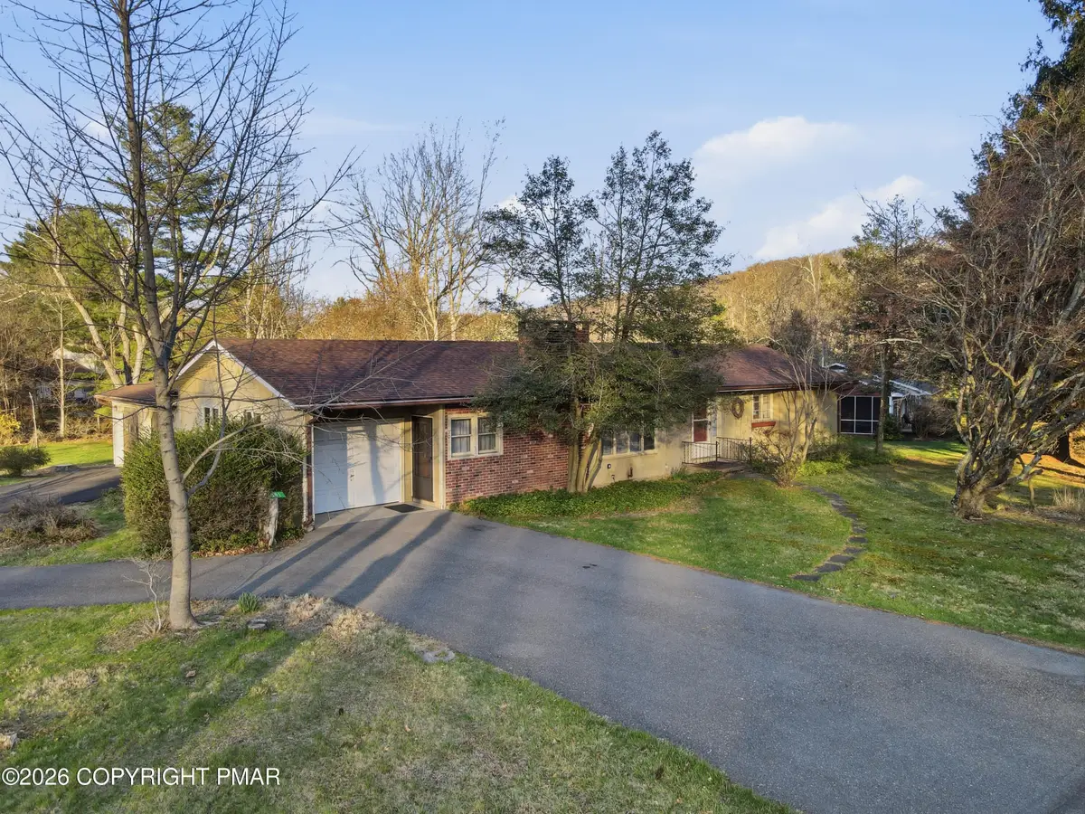 301 Norton Road, Stroudsburg, PA 18360 - #1