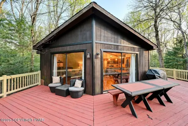 56 Dryden Drive, Albrightsville, PA 18210