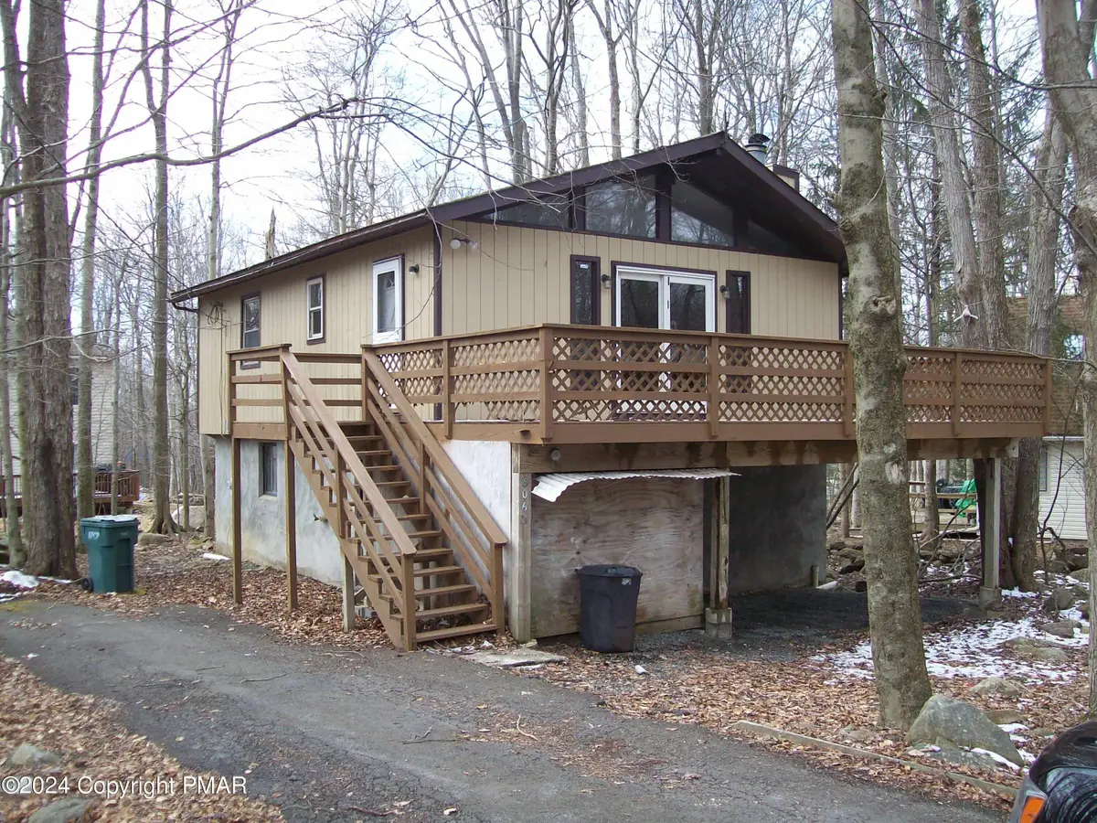 8062 Red Squirrel Dr Drive, Tobyhanna, PA 18466 - #1
