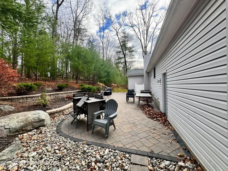 284 Eastshore Drive, East Stroudsburg, PA 18301 - #3