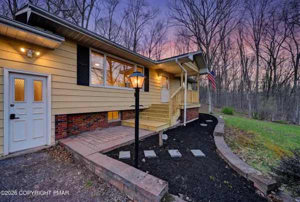 140 Hutson Hill, East Stroudsburg, PA 18302