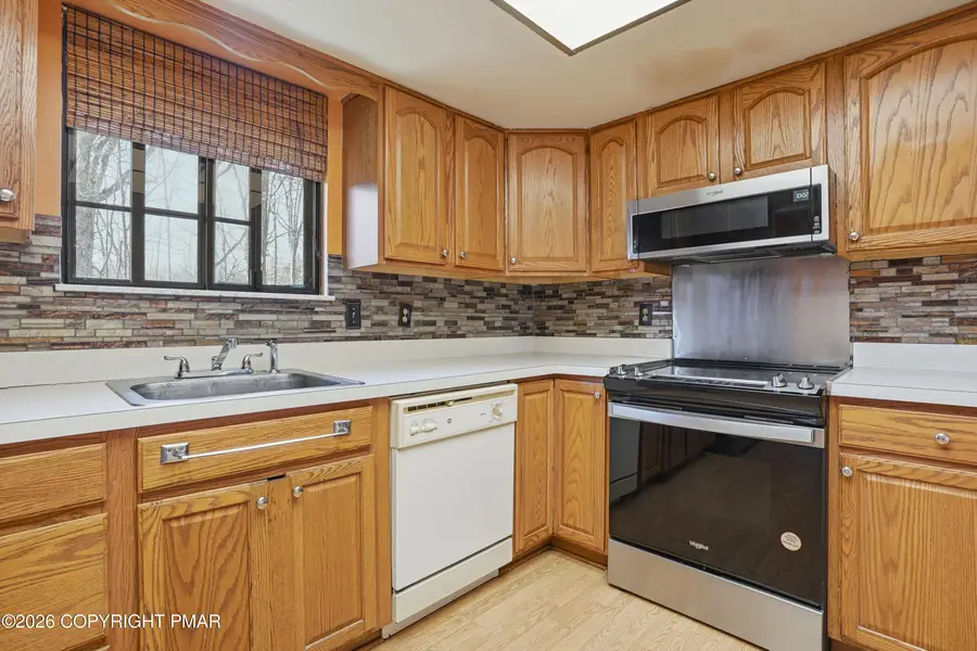 5040 Pine Ridge Road S, East Stroudsburg, PA 18302 - #2