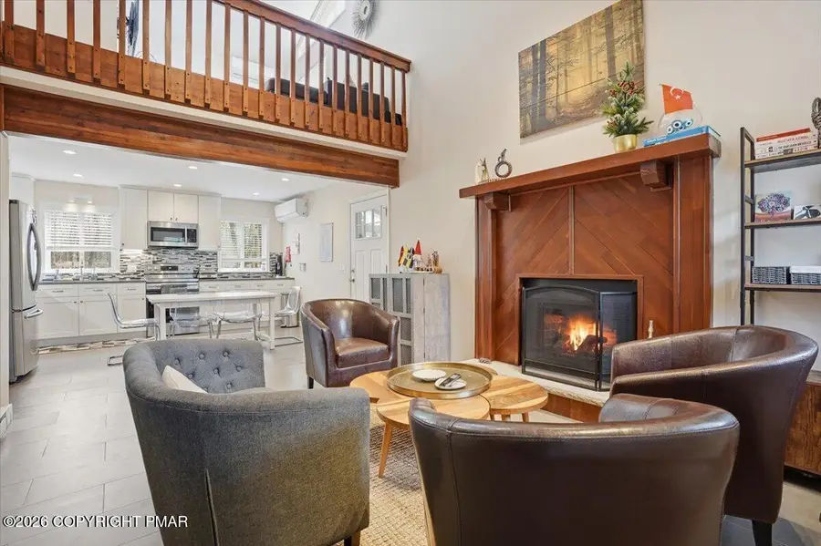 116 Clubhouse Drive, East Stroudsburg, PA 18302 - #2