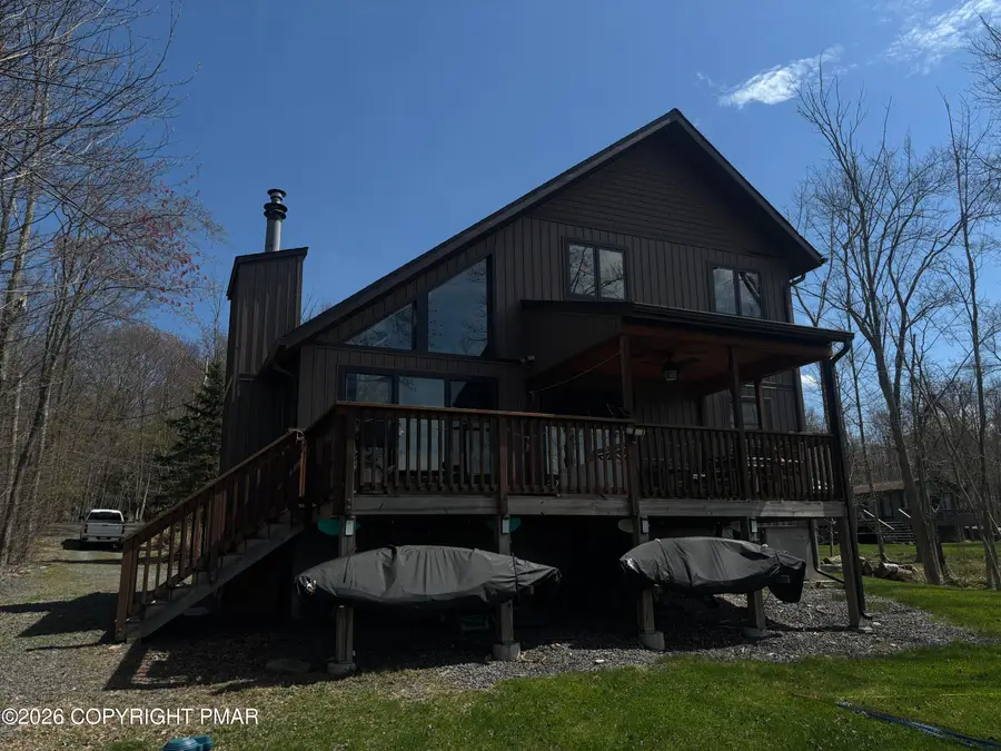 11 Lake Drive E, Clifton, PA 18424 - #2