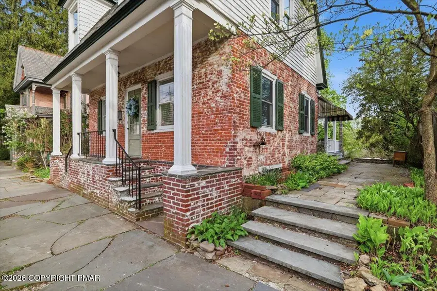 533 Thomas Street, Stroudsburg, PA 18360 - #3