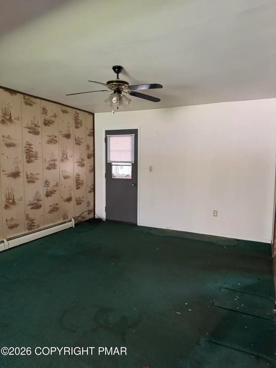 134 Jackson Drive, East Stroudsburg, PA 18302 - #2