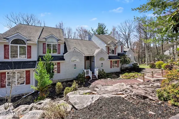 5 Beachwood Court, Lake Harmony, PA 18624