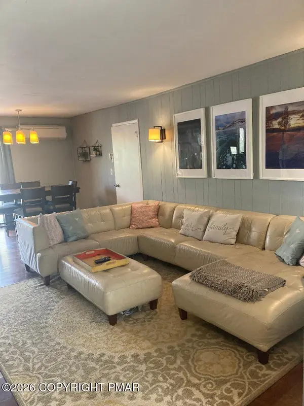 1413 Pine Cone Road, Pocono Pines, PA 18350