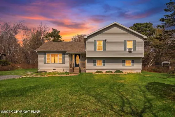 261 Clearview Drive, Long Pond, PA 18334