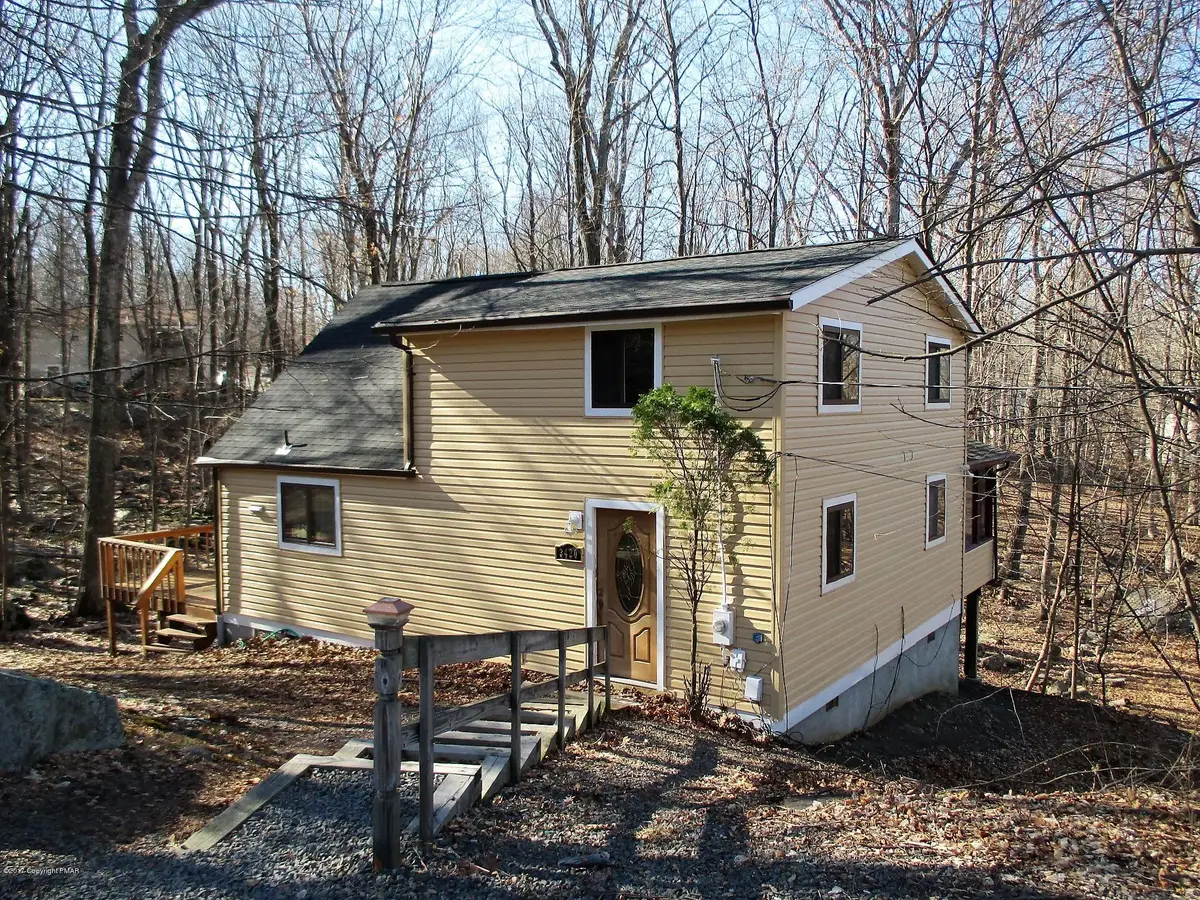 3420 Crestwood Drive, East Stroudsburg, PA 18301 - #1