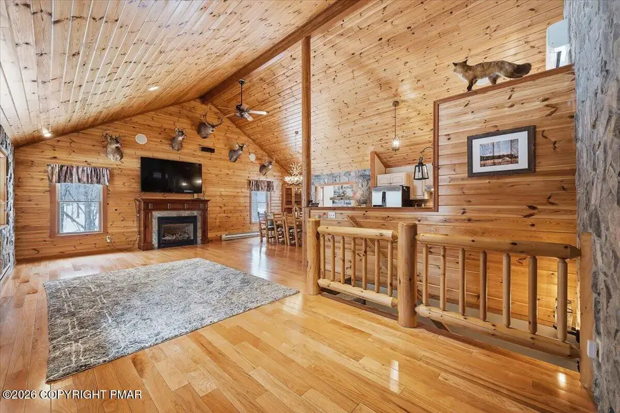 134 Split Rock Road, Newfoundland, PA 18445 - #2