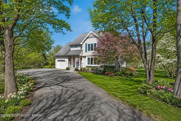 1244 Quiet Hills Lane, Effort, PA 18330