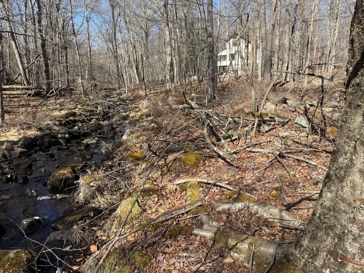 2321 L C Larsen Dr, Clifton, PA 18424 - #1