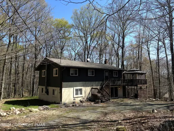 97 Norton Drive, Clifton Township, PA 18424