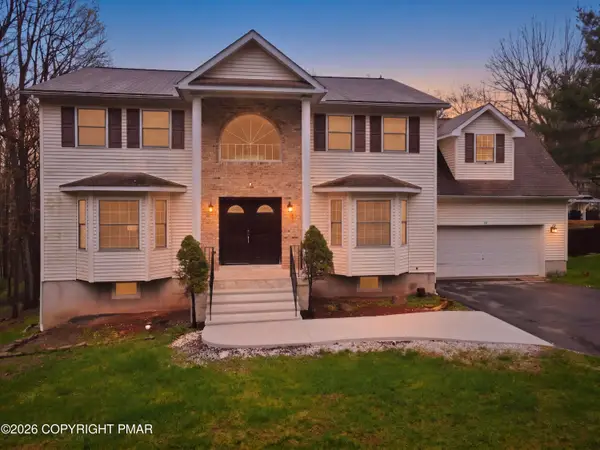49 Seneca Road, Mount Pocono, PA 18344
