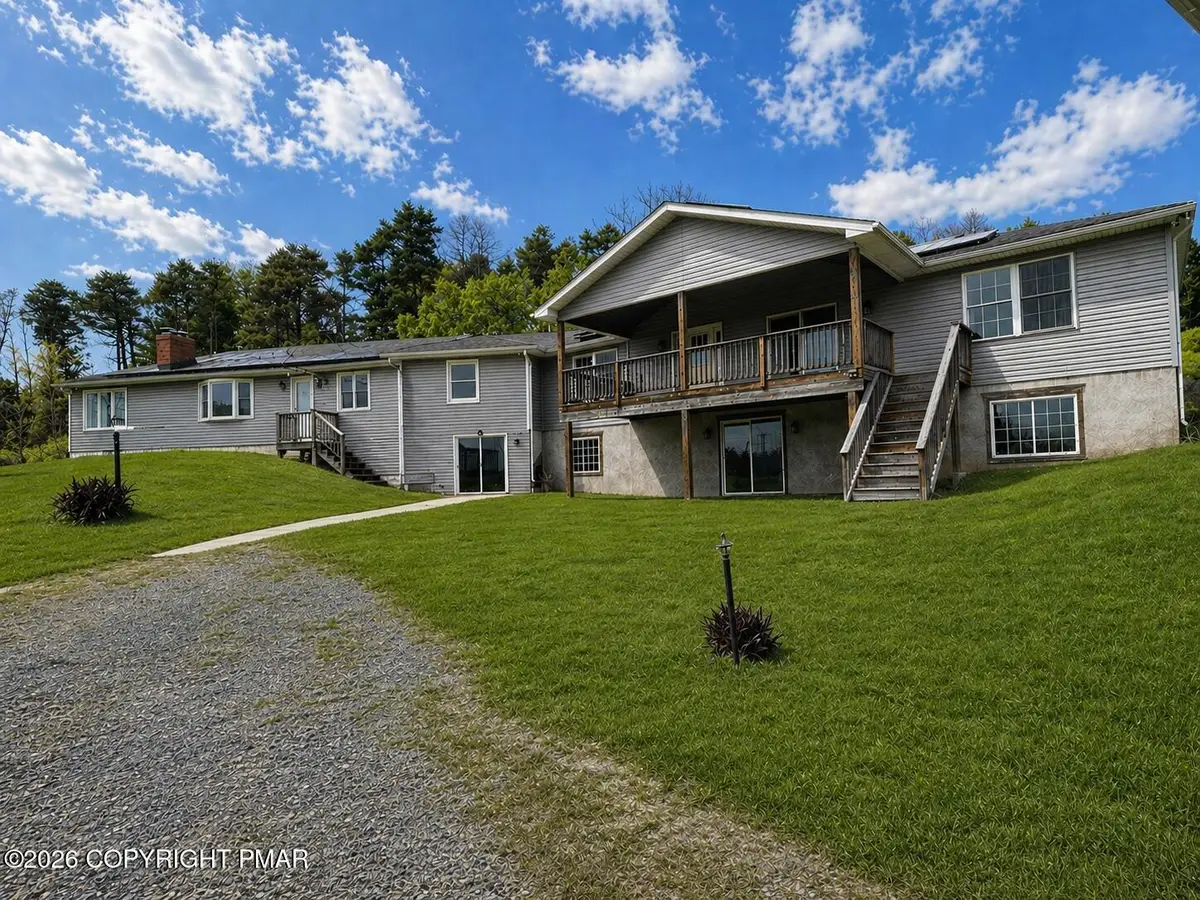 211 Fisher Lane, Effort, PA 18330 - #1