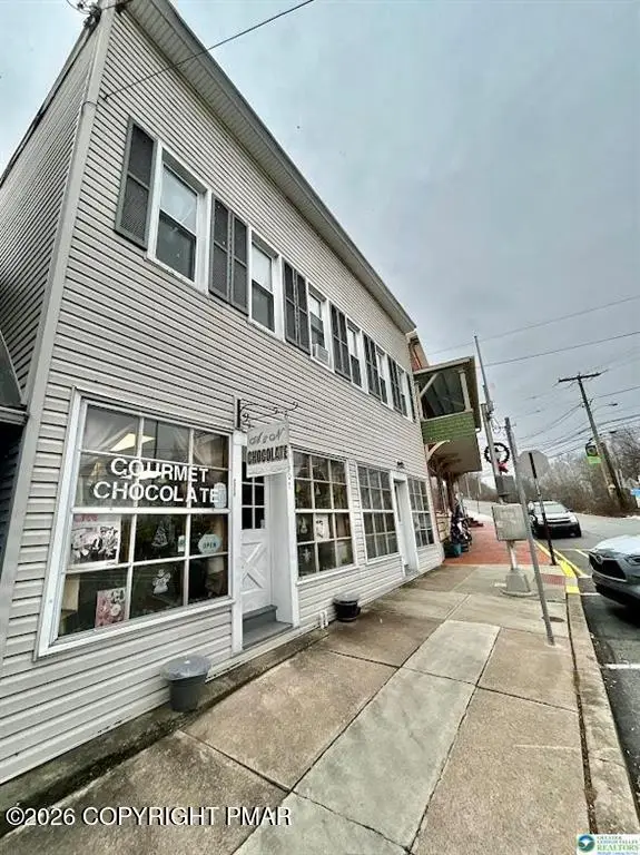 507 Delaware Avenue, Portland, PA 18351 - #1