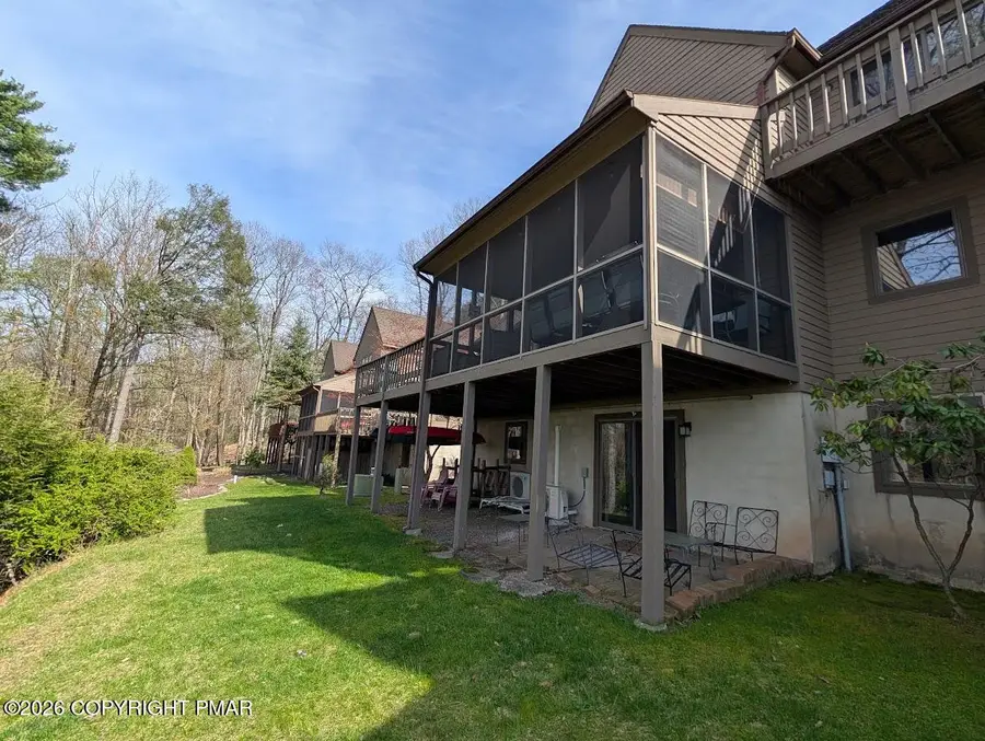 110 Woodmont Circle, Greentown, PA 18426 - #3
