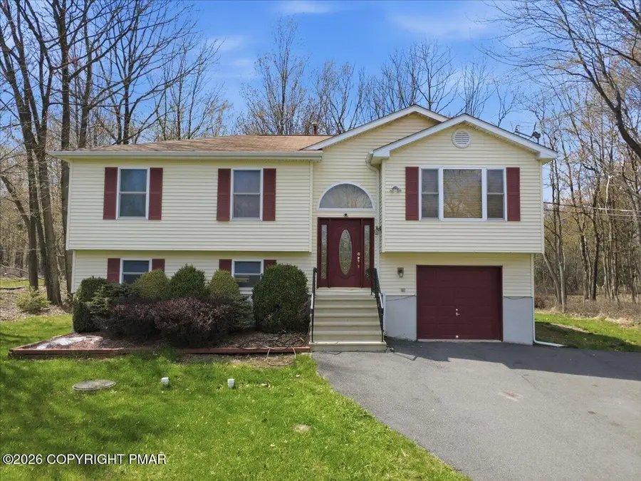 825 Clearview Drive, Long Pond, PA 18334 - #2