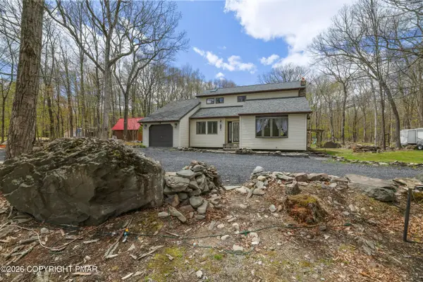 3638 Bristol Circle W, East Stroudsburg, PA 18302